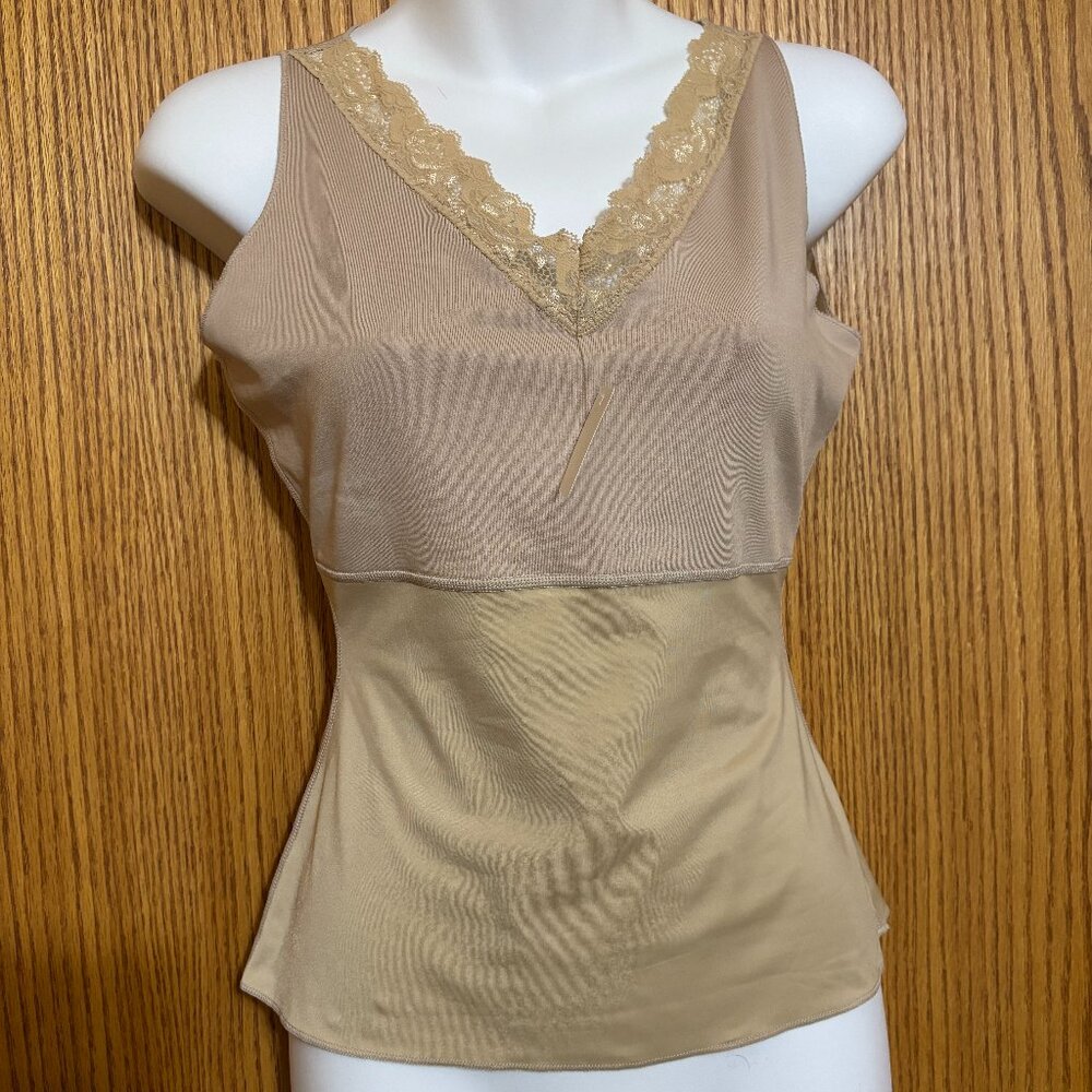 Spanx Hide & Sleek V-Neck Lace Cami NWOT Medium nude/beige